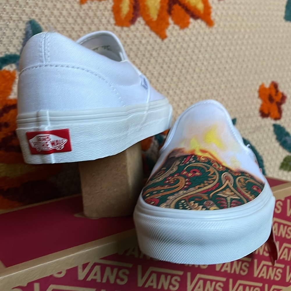 Vans Classic Slip On Big Reveal True White/Paisley Men’s sneakers - Picture 10 of 16